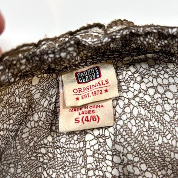 Vintage Faded‎ Glory Short Sleeve Lace Blouse Womens Small - Picture 5 of 8